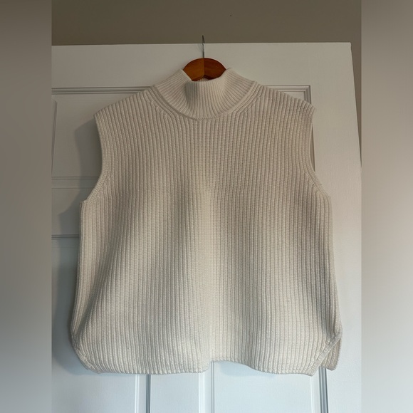 Cream / White Sleeveless turtleneck sweater Abercrombie & Fitch - Picture 2 of 6